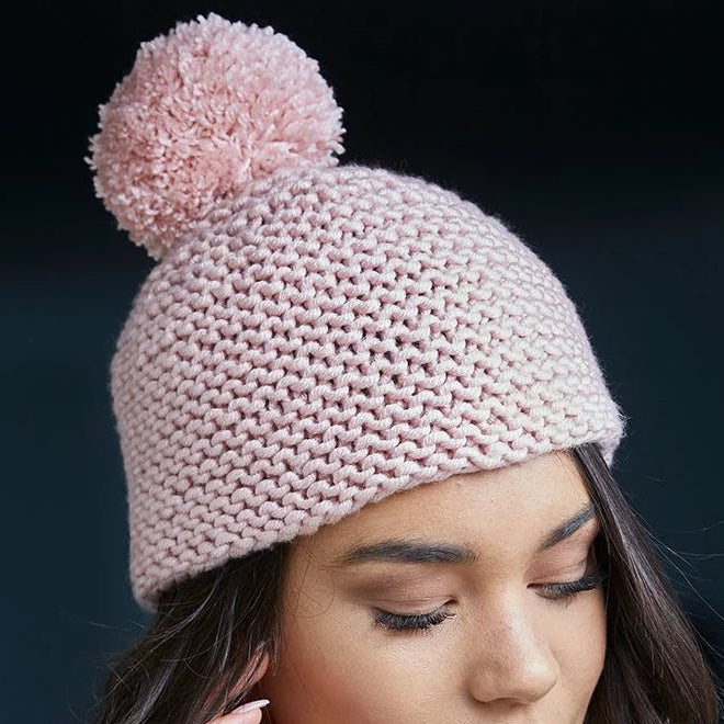 textured beanie with pom pom